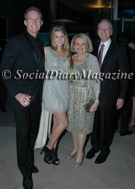 Hal Jacobs, Lindsey Jacobs and Joan and Irwin Jacbos at the La Jolla Playhouse Gala